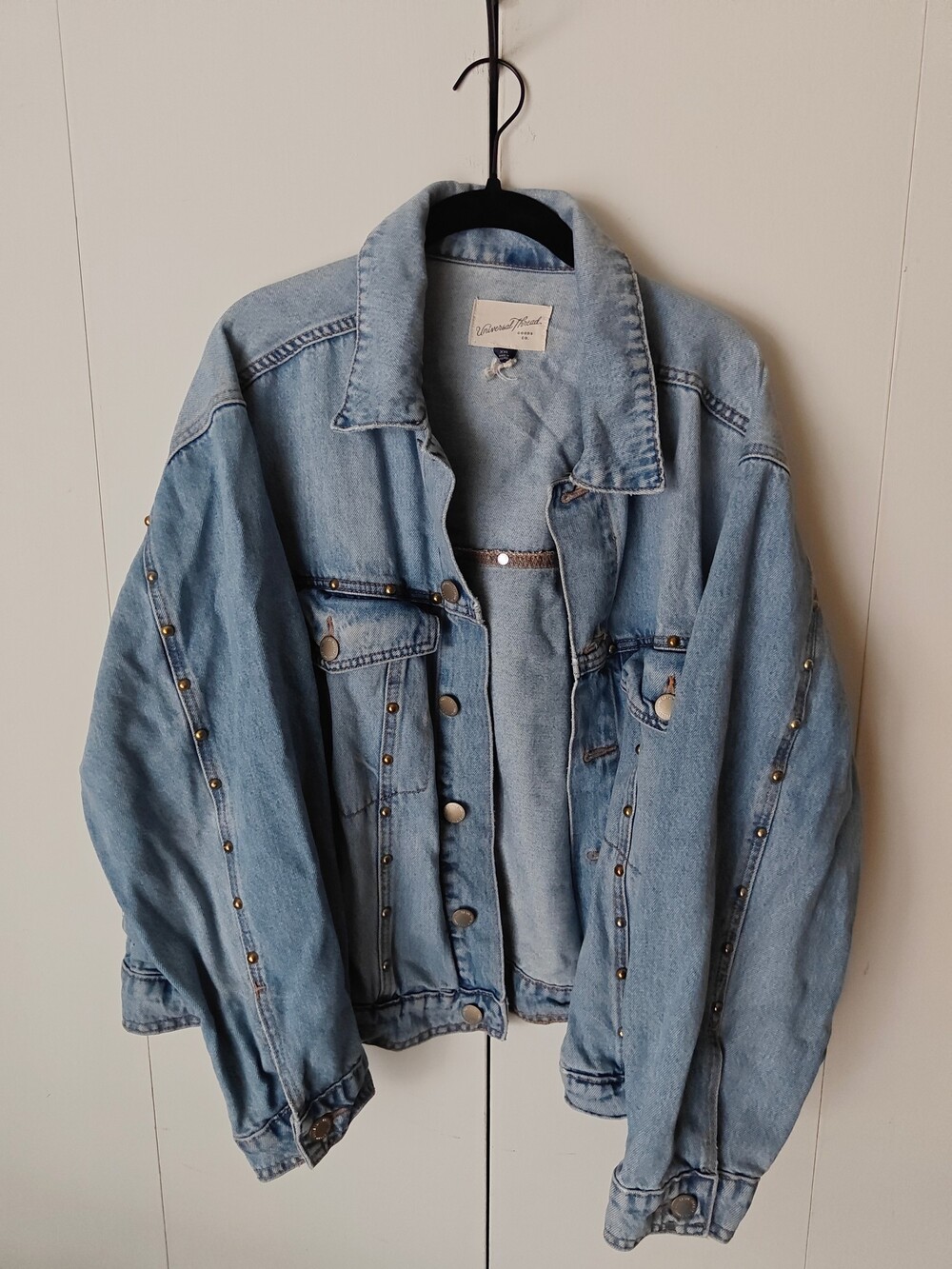 Universal Thread XXL Denim Jacket Light Wash with Stud Detailing